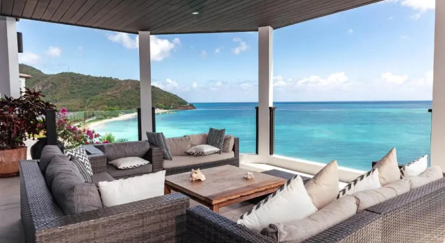 Номер Standard с 4 комнатами oceanfront Tamarind Hills Resort & Villas