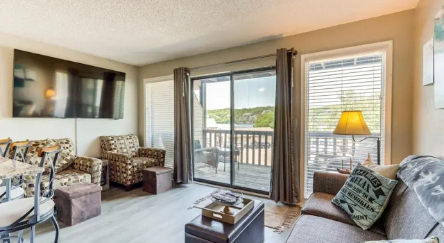 Апартаменты Pool Access & Lake View: Osage Beach Condo!