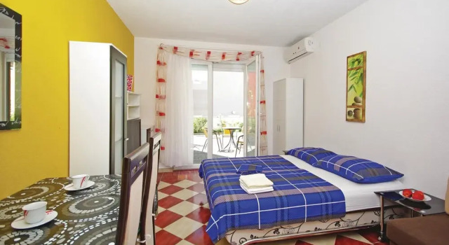 Amazing Home in Makarska With Wifi and 0 Bedrooms, Забронировать Отель Отели Макарска с парковкой, Парковка