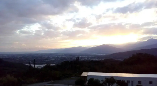 Четырёхместный номер Luxury 日初山莊 Sunrise Taitung