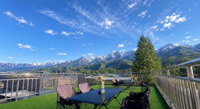 Xinyuan County drunk Junge B & B shop, Prenota Hotel Hotel a Xinjiang con parcheggio, Parcheggio