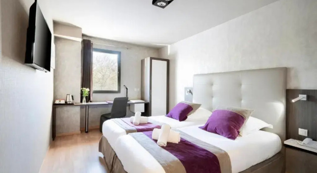 Семейный номер Comfort Hotel Best Western La Mare Ô Poissons