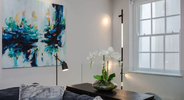 Stunning Deluxe 3 Bedroom House in Fitzrovia, Забронировать Дом для отпуска Виллы Большого Лондона, Вилла