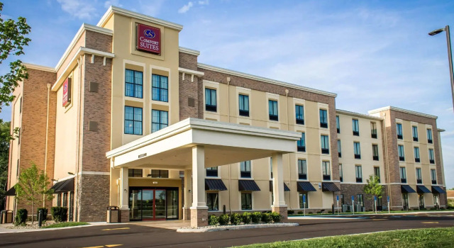 Номер Standard Comfort Suites Hartville-North Canton