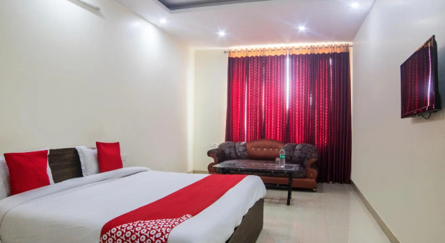Capital O 29136 Hotel Shivalaya, Rezervovat Hotel Haldwāni Uttarakhand