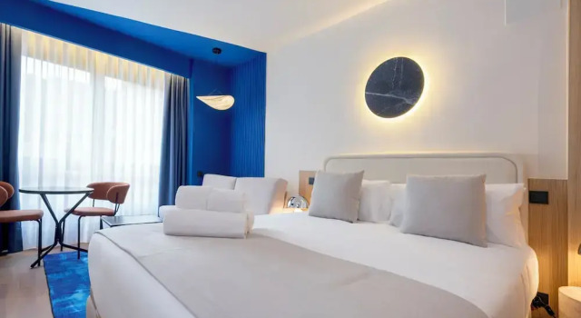 Апартаменты Deluxe Iconic Suites