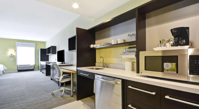 Четырёхместный люкс Home2 Suites By Hilton Rock Hill