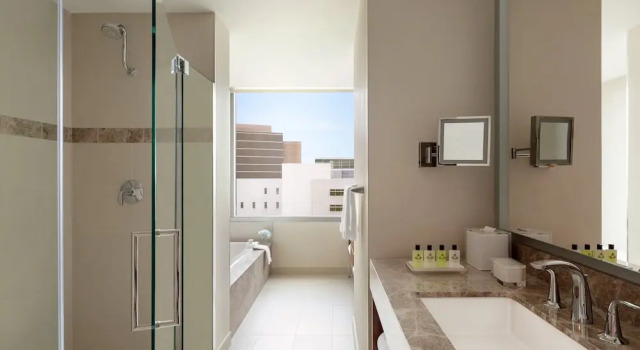Двухместный Accessible InterContinental Houston by IHG