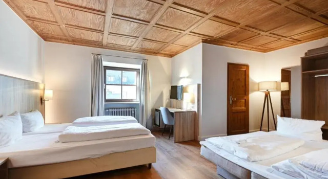 Четырёхместный номер Standard Hotel Schleuse