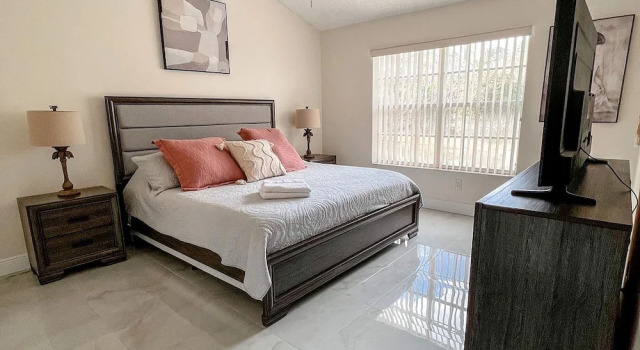 Elegant & Luxury Apartment Close Disney