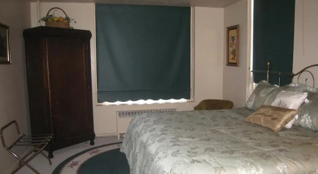 Deadwood Dicks Hotel