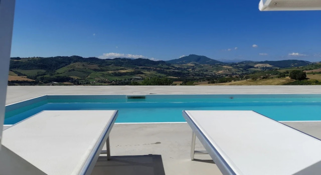 Immaculate 1bedroom Apartment in Ortezzano, Rezervovat Apartmán  