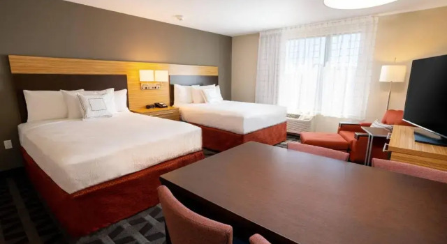 Четырёхместная студия TownePlace Suites Irvine Lake Forest
