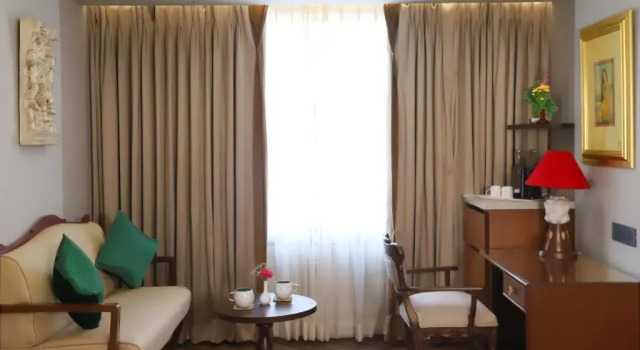 Номер Premium The Ambassador, Mumbai