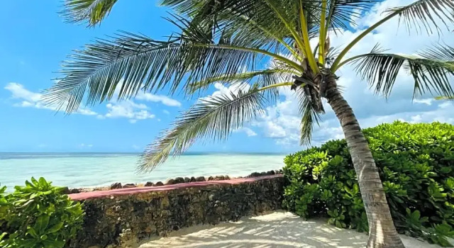 Люкс Palumboreef Beach Resort