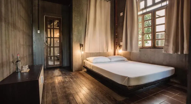 Двухместный номер Deluxe The Flying Fish Hostel