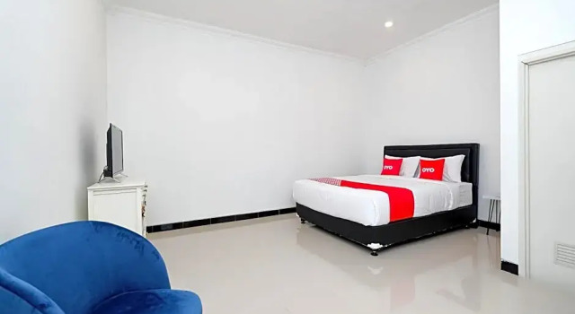 Suite Deluxe OYO 1611 Four D'home