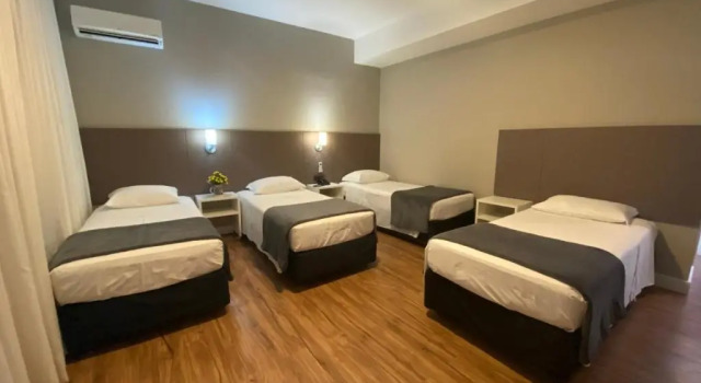 Четырёхместный номер Standard Hotel Himmelblau Blumenau - Centro de Blumenau, próximo ao Neumarkt Shopping