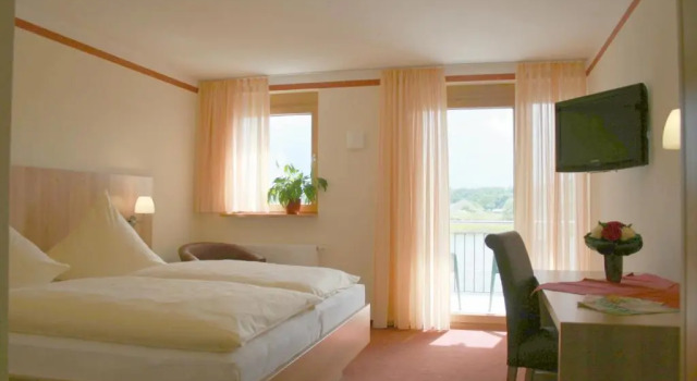 Gasthof Zum Schwanen, Reserva ahora Hotel Kleinostheim Baja Franconia