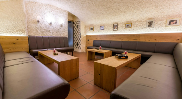 Bacchus Hotel