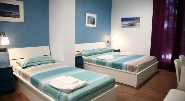 Duomo Bed & Breakfast, Забронировать Отель «постель и завтрак» Катания Сицилия, рядом с Римский амфитеатр
