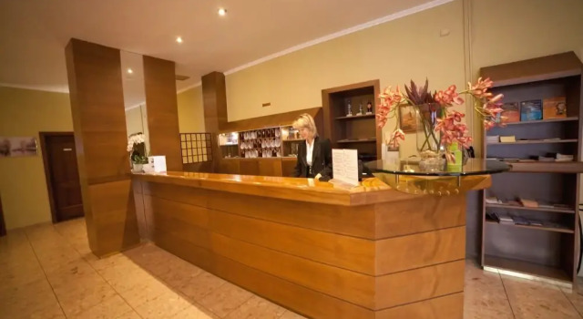 Hotel Abri