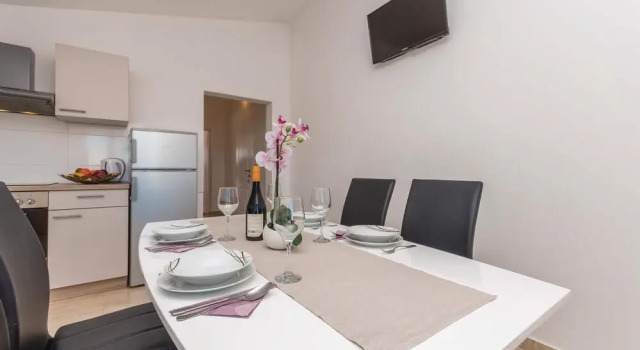 Beautiful Apartment in Biograd With 1 Bedrooms and Wifi