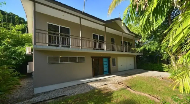 Villa Sorrento Luxury House, Book Villa Sommerhuse i Port Douglas, Hytte
