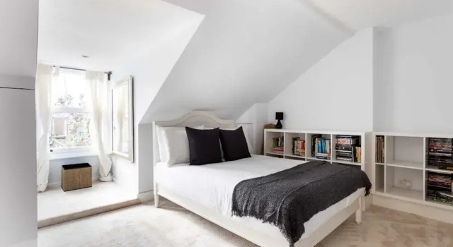 Апартаменты Bright Maida Vale Apartment