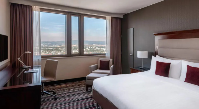 Номер Deluxe Frankfurt Marriott Hotel