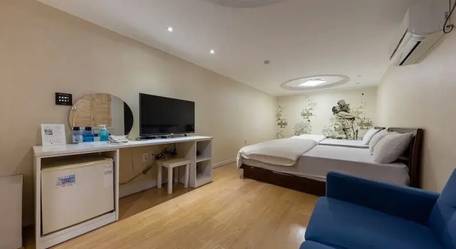 Grant Gorancho, Prenota Hotel Buyeo-eup Chungcheongnam-Do