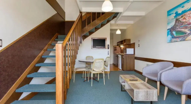 Апартаменты Village Family Motor Inn