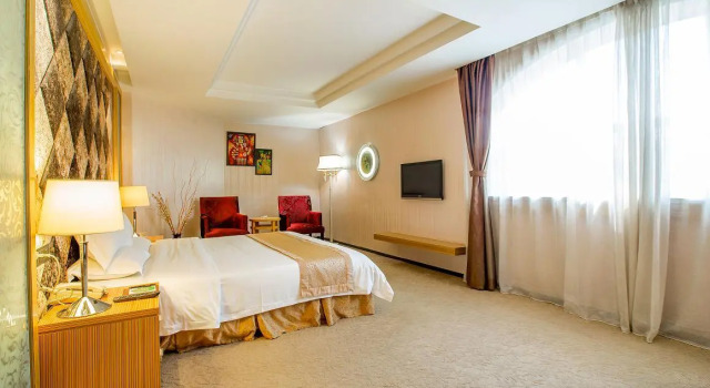 Люкс Business Louis Hotel Zhongshan