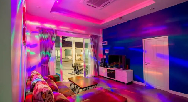 Deep Blue Poolvilla Huahin