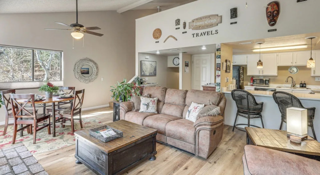 Апартаменты с 2 комнатами с балконом Walk to Golf & Trails! 'aspen House' in Flagstaff