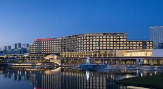 Hilton Garden Inn Huangshi Dinosaur Wonderland, Забронировать Отель Хуанши Хубэй