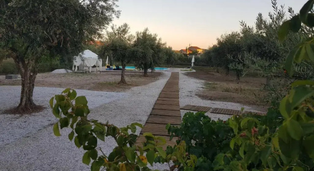 Коттедж Oliveira Country House