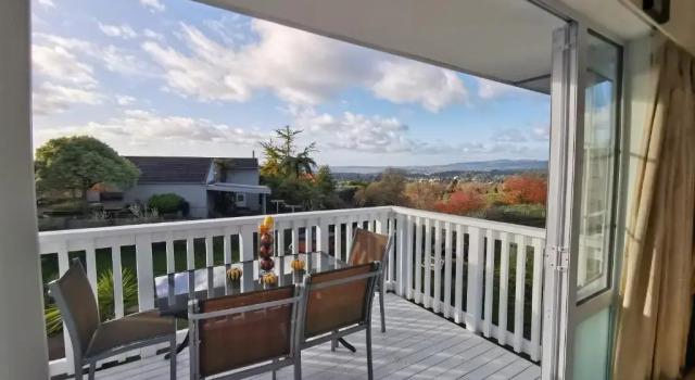 Номер Standard Geyser Lookout BnB