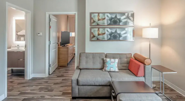 Люкс TownePlace Suites by Marriott Austin South