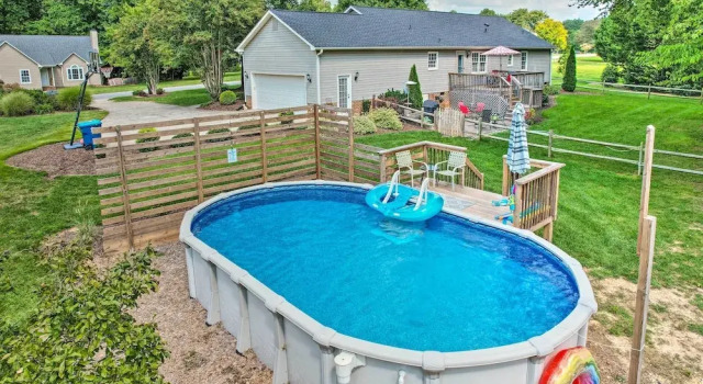 Коттедж Peaceful Country Retreat w/ Easy Highway Access!