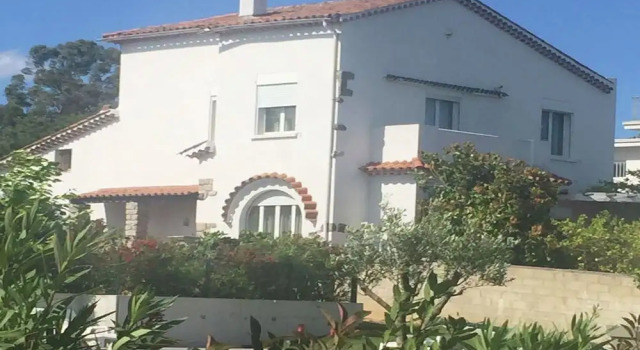 Magnificent Villa in Grimaud With Swimming Pool