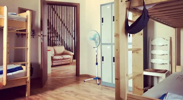 Кровать в общем номере Nomado Hostel