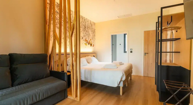 Двухместный семейный номер Standard с видом на парк La Reposée Hôtel Restaurant Spa