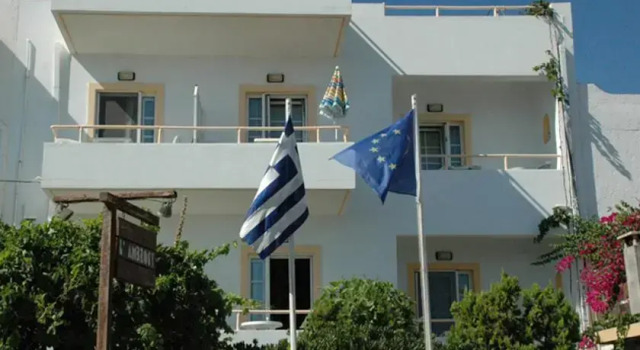 Ambrosia studios, Book Apartment Makrygialos East Crete, near Kalamokanias Beach