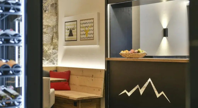 Hotel Sonnblick, Забронировать Отель Лех Lech - Zürs, рядом с Горнолыжный подъемник Шлегелькопфбан
