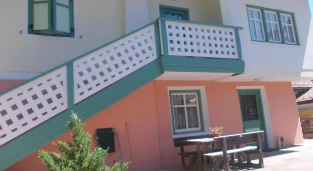 Коттедж с 2 комнатами Casa Al Mesdì