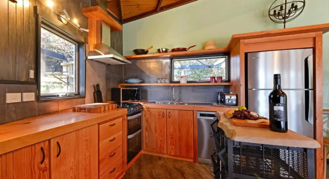 Коттедж Taylors Bay Cottage