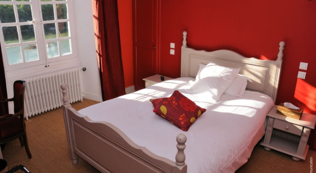Domaine du Chatelard, Rezerwuj Hotel Puymoyen Akwitania
