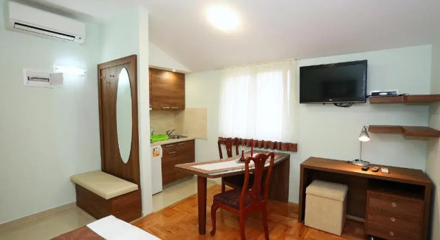 Apartments Ivana - Iva