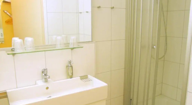Трёхместный номер Standard City Guesthouse Pension Berlin